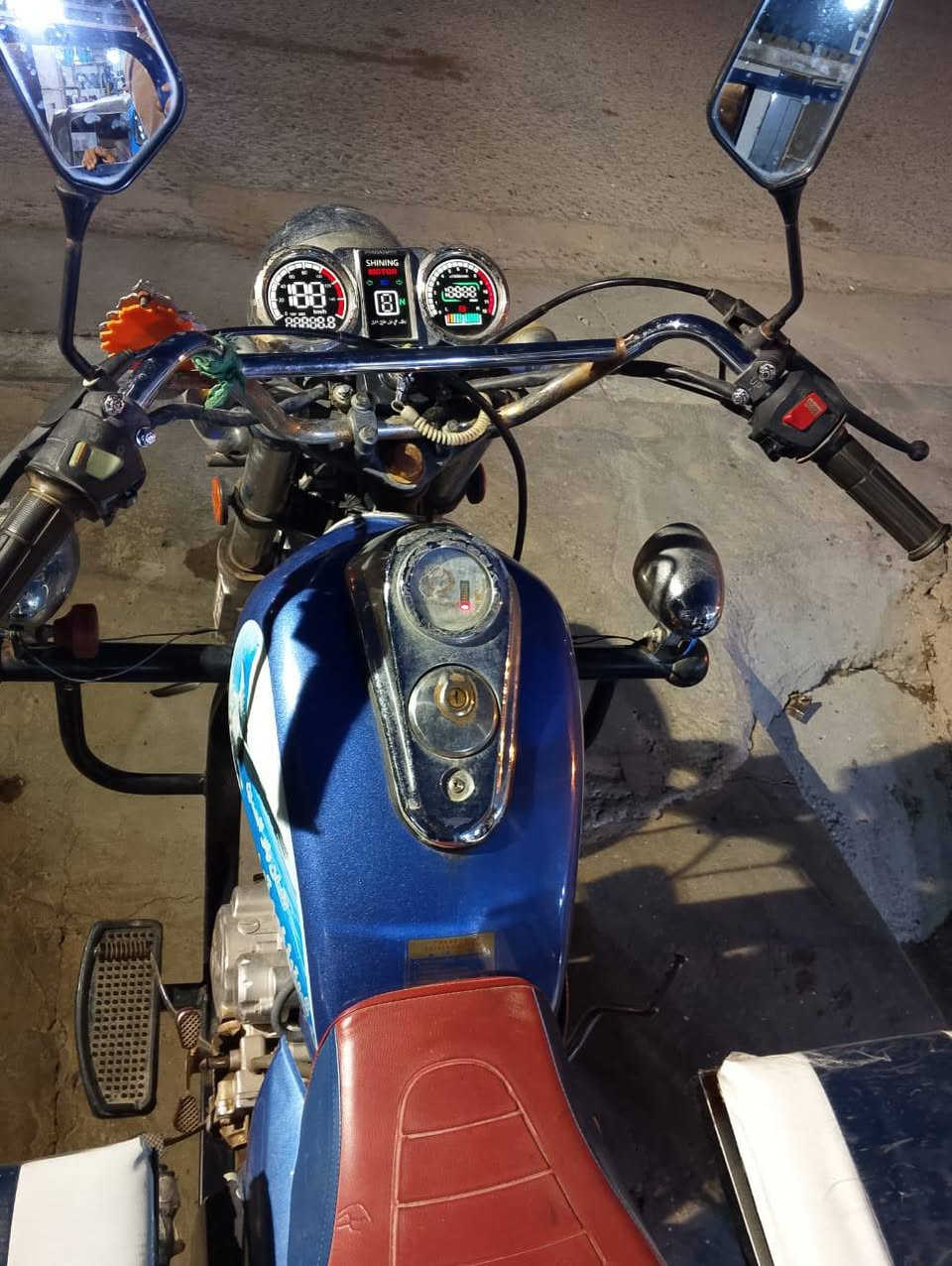 فحل جمره للبيع سعر ٢٢٥٠ ثنين وربع مكان قادسيه ***********
