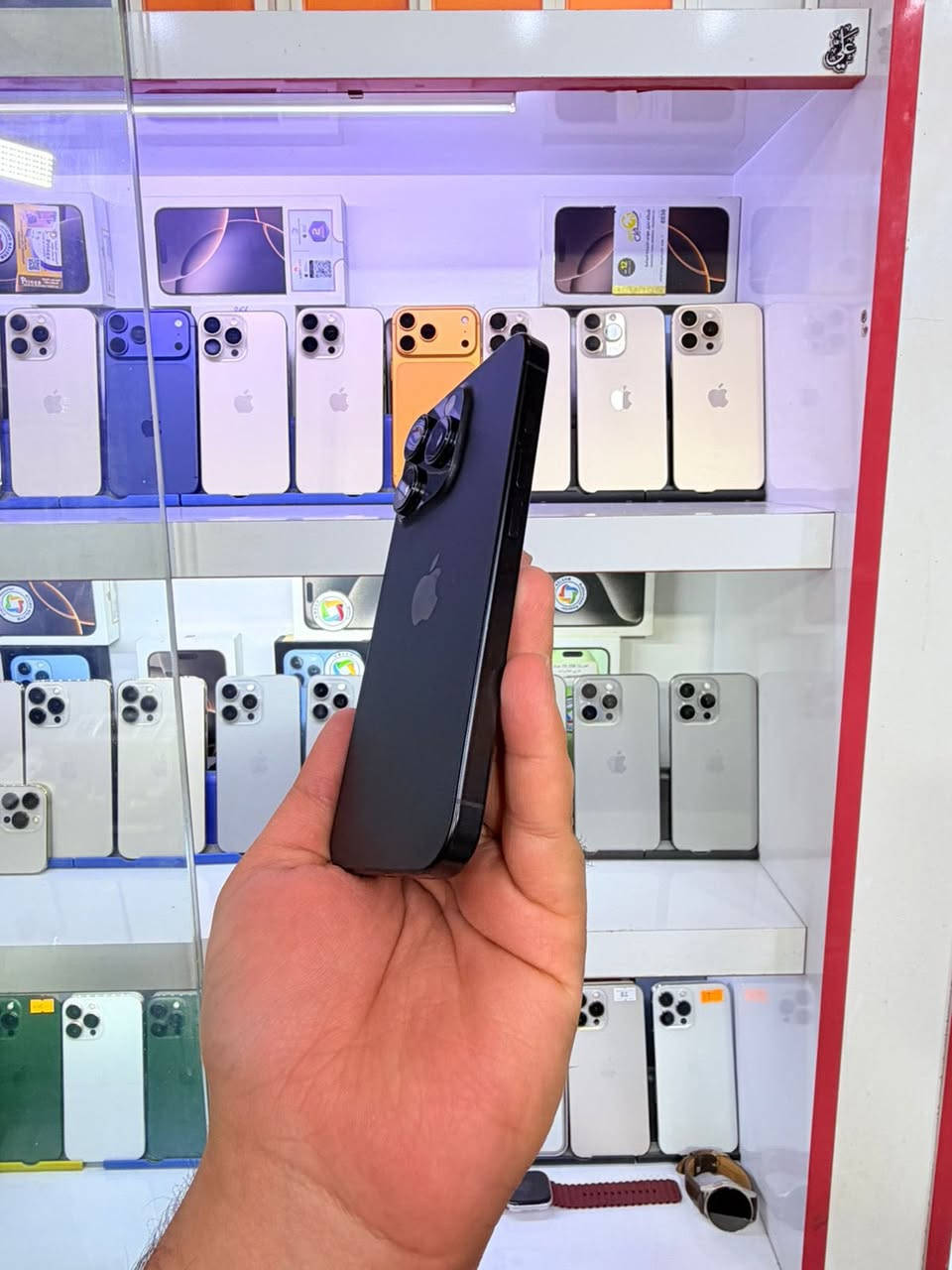 ايفون 16 برو IPhone 16 pro Esim
البطارية 95 مستخدم نظيف  ذاكرة 256 نظافته ١٠٠/١٠٠  
((( السعر فقط 950 الف لون المميز اسود ))) 
وشعندك للبيع او مرواس او تشتري كلشي نستقبل راسلني عالخاص عنواني النجف 
*********** رقمي هذا للاستفسار
