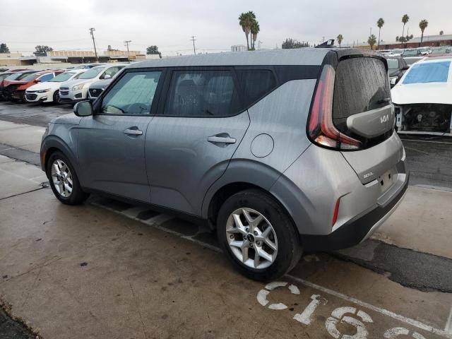 سلام عليكم البيع كيا صول 25 ماشيه 24 صور الحادث مرافقه ب الصور السعر مناسب رقم الهاتف *********** العنوان العلام تقاطع درويش
