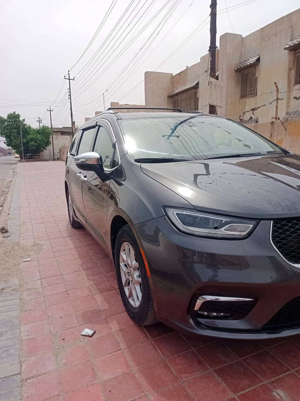 سلام عليكم 
باسفيكا كلايزر 2023تورنك بانوراما ماشيه23ميل قابل لزياده حادثه السيارة جاملغ خلفي وباب سلايت مبدل جهة اليمنه السيارة رقم بغداد دولي السيارة مواصفاتها معروفه بيبان وصندوق كهرباء وكشن جلد وكشن سايق كهرباء تدفئه 
كشنات وستيرن
السعر235بيه مجال بصيط بيع فقط 
العنوان بغداد زعفرانيه
الرقم ***********
