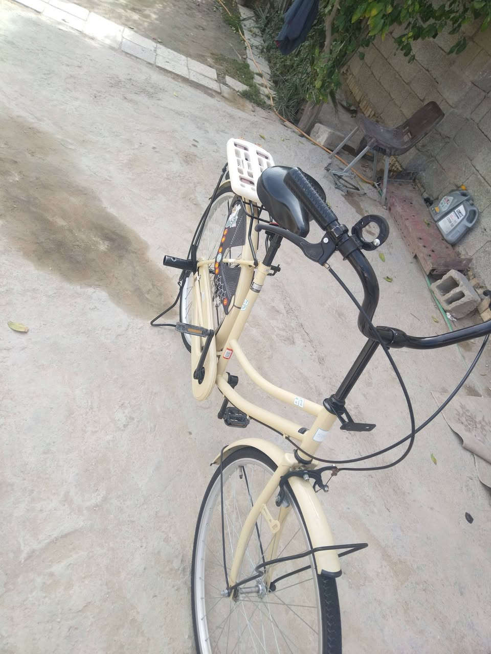 سلام عليكم بايسكل للبيع شركه بيدي موديل 22 السعر 140


**إذا كنت صاحب هذا الإعلان وتريد حذفه لأي سبب، رجاءا أرسل رسالة إلى الدعم الفني**