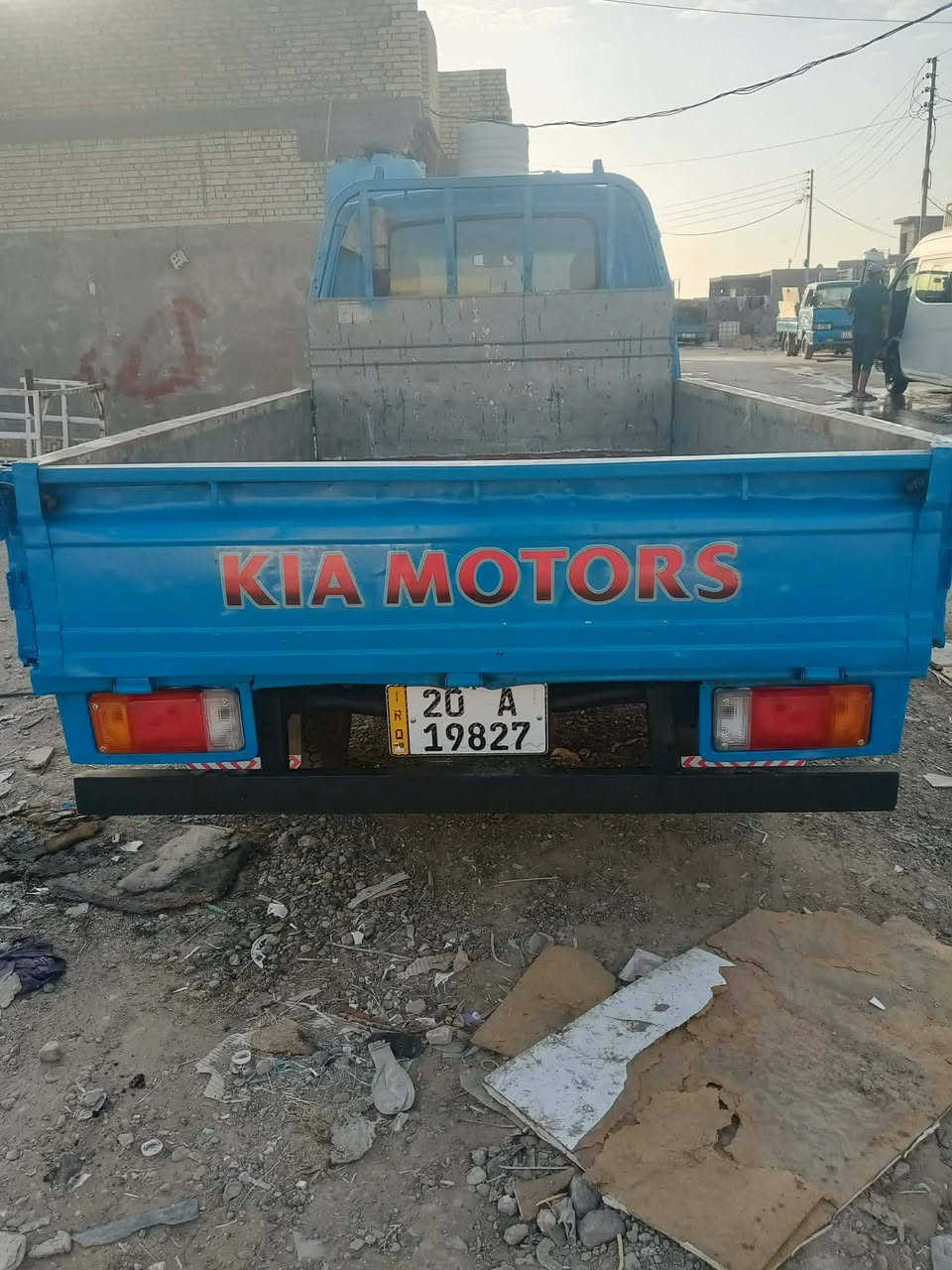 السلام عليكم كيا موديل 93 السعر 50 بكم بغداد المعامل سبعه شنقال ثانويه لل 31 الاتصال على الرقم ***********
