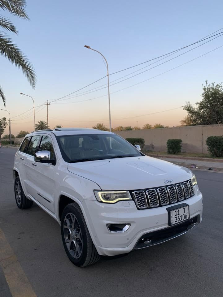 جيب اوڤر لاند خليجي  2019 ماشيه 45 حقيقي وكاله سياره مكفوله من الصبغ ماعدى ربع الدعاميه الخلفيه فقط وبيه سونار السياره فول مواصفات ومعرو ف الأوفر لاند شنو وجاهزه ع آخر حبايه بدون اي نقص رقم بغداد الجديد باسمنه السياره جديده جدا وبلخير ع الياخذها السعر 270 ورقه 
***********
***********
