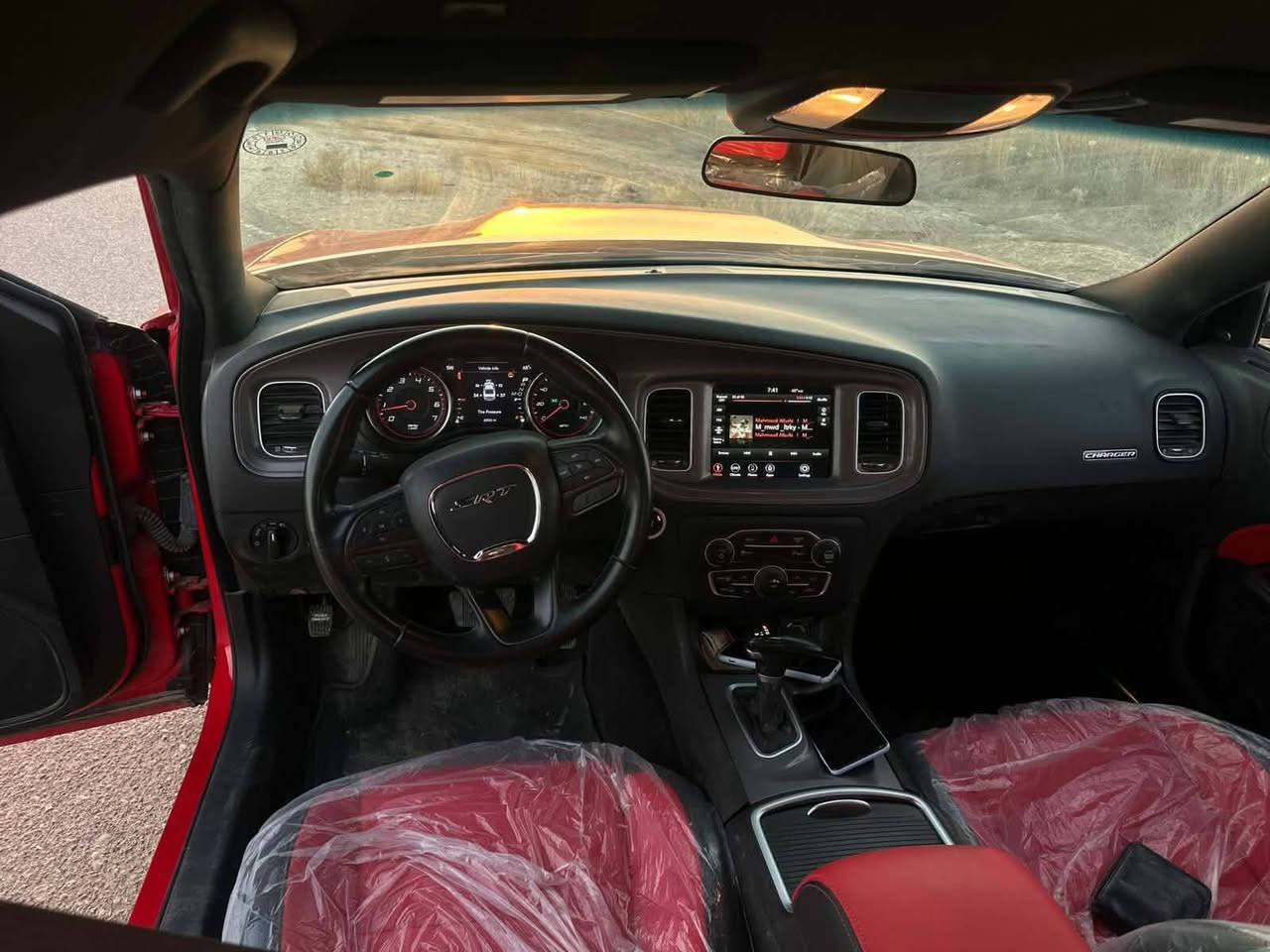 السلام عليكم
للبيع فقط بدون مراوس 
دوج جارجر 2023اخر اصدار 
رقم اربيل تحويل او وكاله حاضر
عداد المسافه 20
لون مميز احمر طماطه ❤️
تبديل جاملغين وبنيد وجاملغ خلفي اكلير من امريكه فقط 
صور الحادث خاص /
 السعر  215 وبيه مجال 
للاستفسار ***********
