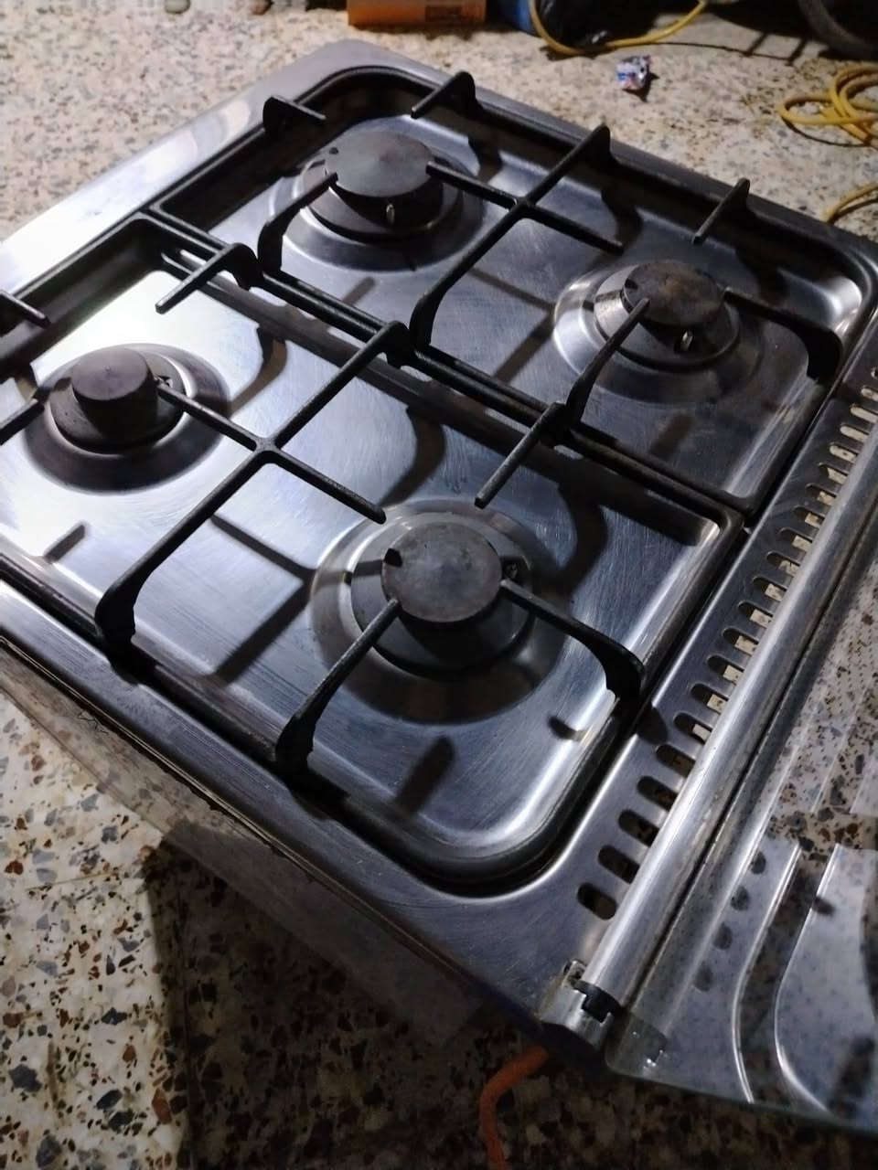 السلام عليكم عندي هاي الطباخة مثل مشوفون جديده عشتار اريدهة ب90


**إذا كنت صاحب هذا الإعلان وتريد حذفه لأي سبب، رجاءا أرسل رسالة إلى الدعم الفني**