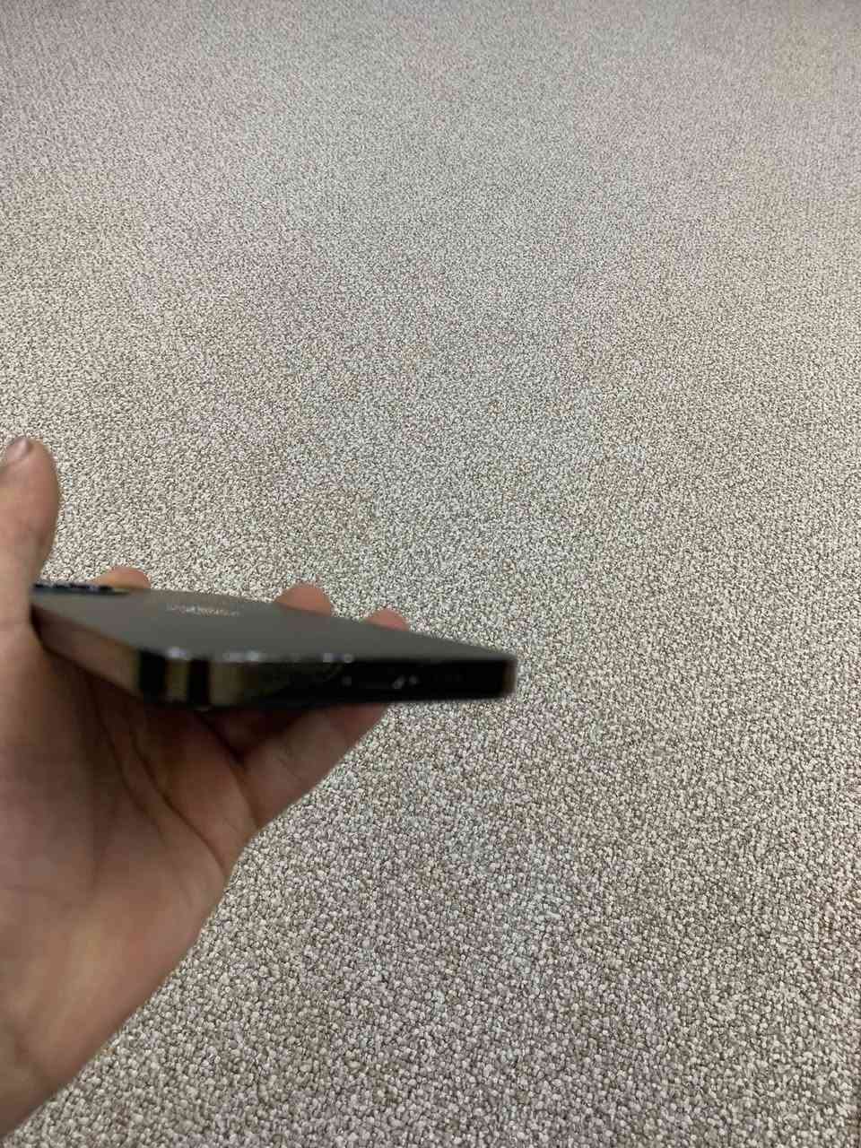 السلام عليكم 12 برو ذاكره 128 باتري 84 لجهاز مبدل شاشه فقط شرط نوعيه رقم واحد  طبق الاصلي كامرات شرط رقم واحد الجهاز حلو ونضيف وشرط لفحص اي خلل مابي سعر 215 رقم *********** اسيا ***********
