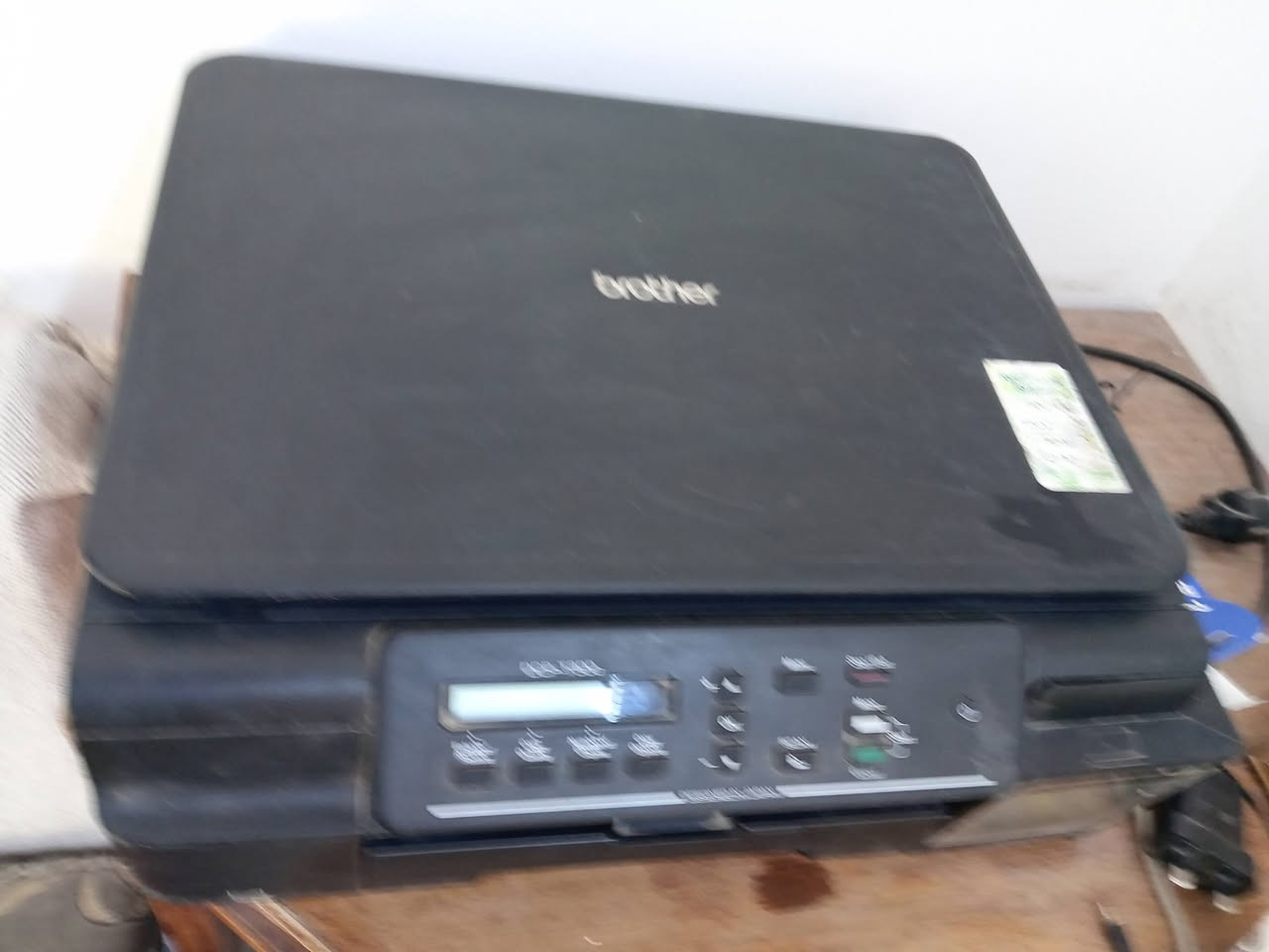 للبيع  طابعة  برذر للبيع السعر ٣٠٠ وبيه مجال للشراي *********** ميسان
