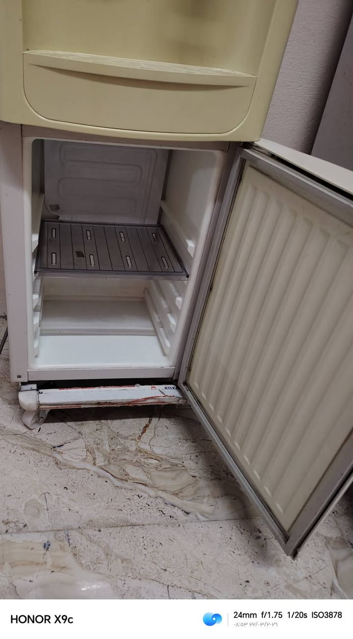 ثلاجه ماء شغال حار بارد فول عنوان يارمجه شرقيه سعر ٧٠


**إذا كنت صاحب هذا الإعلان وتريد حذفه لأي سبب، رجاءا أرسل رسالة إلى الدعم الفني**