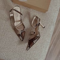 حذاء نسائي • كعب ٦سم • مقاسات ٣٦-٤٠