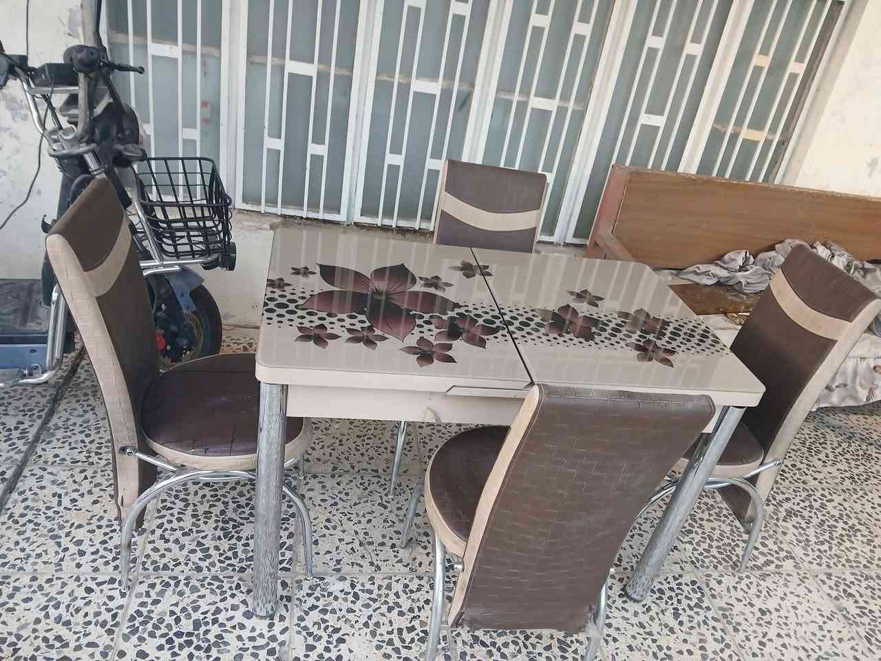 للبيع
سرير طفل سعر ٥٠
ميز ٤ كراسي نظيف سعر ٨٠
صوبه كهربائيه سعر ٤٥
زاوية ميز حطاطه ثقبل سعر ١٠٠ 
وبيه مجال ع خاص 
فلوجه حي معلمين


**إذا كنت صاحب هذا الإعلان وتريد حذفه لأي سبب، رجاءا أرسل رسالة إلى الدعم الفني**