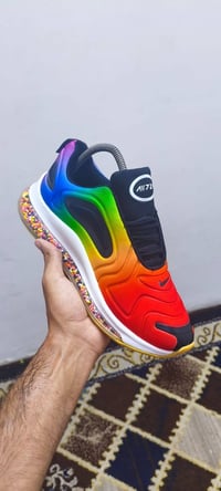 مقاس ٤٤ • طول ٢٧سم • توصيل مجاني
