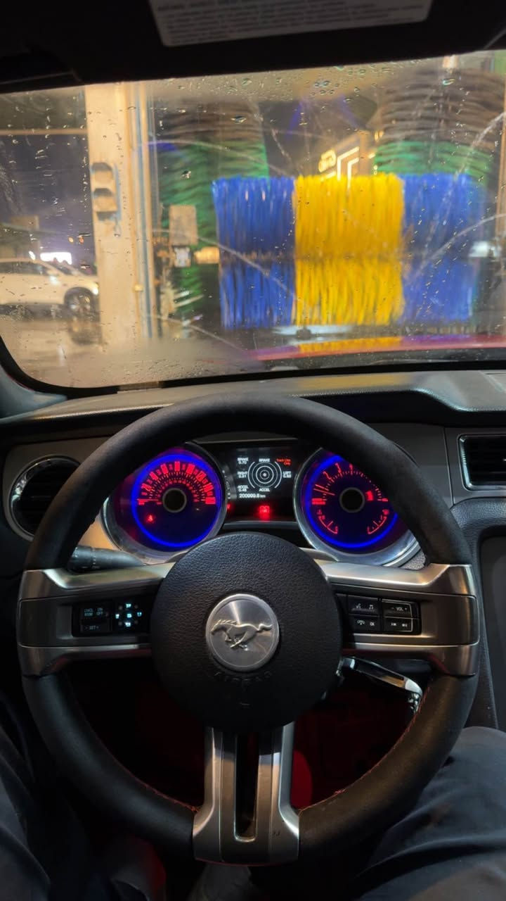 سلام عليكم موستنك 2013بريموم فول مواصفات v6 ماشية 200km
عليها كت شيلي كامل السياره مرتبه كلش بيها ٣ قطع صبغ الشاصي الخشم مالته مصلح ومسحوب مكفوله لغود ووشبر من الجاملغ الخلفي اكثر شويه
بيها ويالة ويلد ١٨ كَير ومكينة نضاف مسويلها ادامة والسيارة نضيفه ومصروف عليها ونصبتها بالشارع ماشاءالله السيارة بيها برمجة فور برذرز بيها اكس بايب تايرات جدد مكانها بغداد الدورة سعرها 115 ورقة وبيها مجال او مراوس باربع بيبان او شعنده مراوس نزل حتلو انطي فرق اذا متناسبك اكو
مهجومات بأقل *********** مكانها الدوره بغداد, العراق
