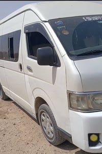 سيارة • مركبة • سيارات للبيع • ٢٠١١