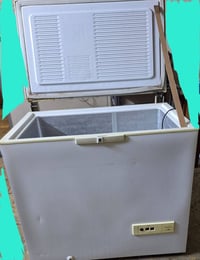 مجمدة • مستعملة • تجميد قوي