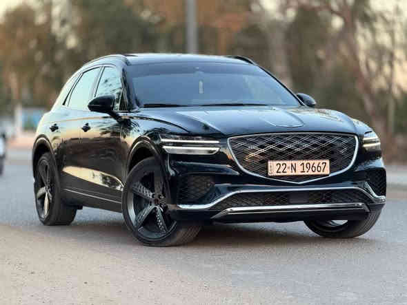 سلام عليكم 
للبيع ...
جنسزز 2023
سبورت برستيج GV70 
ماشيه 23 الف 
حادثه بس البنيد مبدل بواحد اصلي نفس اللون يعني السياره بدون صبغ فقط بدون لغد و شواصي 
السعر 325 
***********
