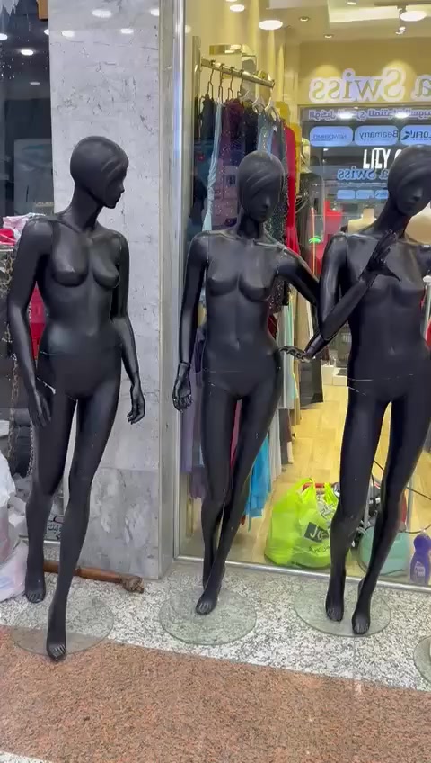 ملكانات مستعملة للبيع نظافة 90% عدد 4سعر الواحدة 50الف العنوان زيونة شارع الربيعي للاستفسار ***********
