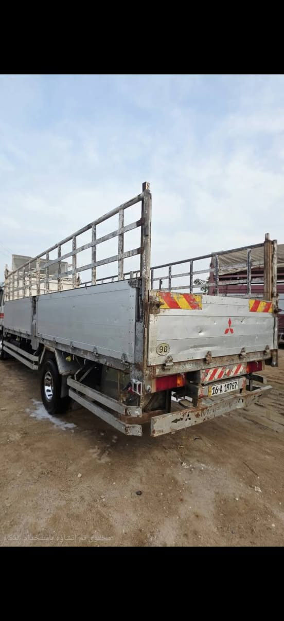 فوصة ستة وربع بلاد مكينة ١٧ عادي موديل ٩١ جاهزة حدادية وكهربائيات ومكينة لا تنقيص ولا تبخير رقم ديوانية إنكليزي ب اسمي تحويل سنوية مجددة ال ٢٨ 
السعر ١٣٠
استفسار***********
