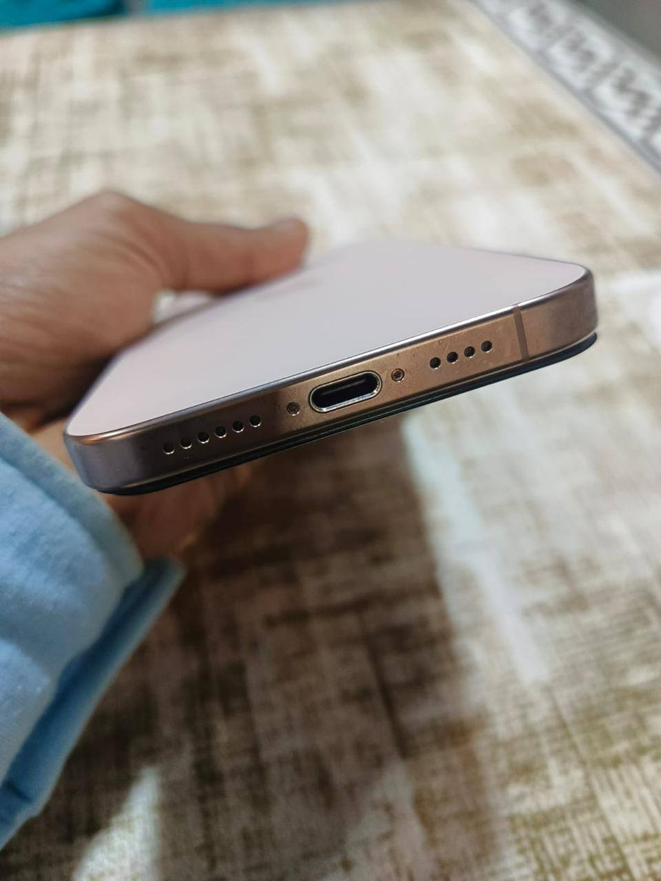 ايفون 16 برو ماكس
بطاريه 92
كامل ملحقات
مستبدل فقط شاشه
ذاكره 256
ضمان وكاله APM
مكاني ديوانيه
السعر 900 و بيه مجال قليل 
الاتصال ***********
