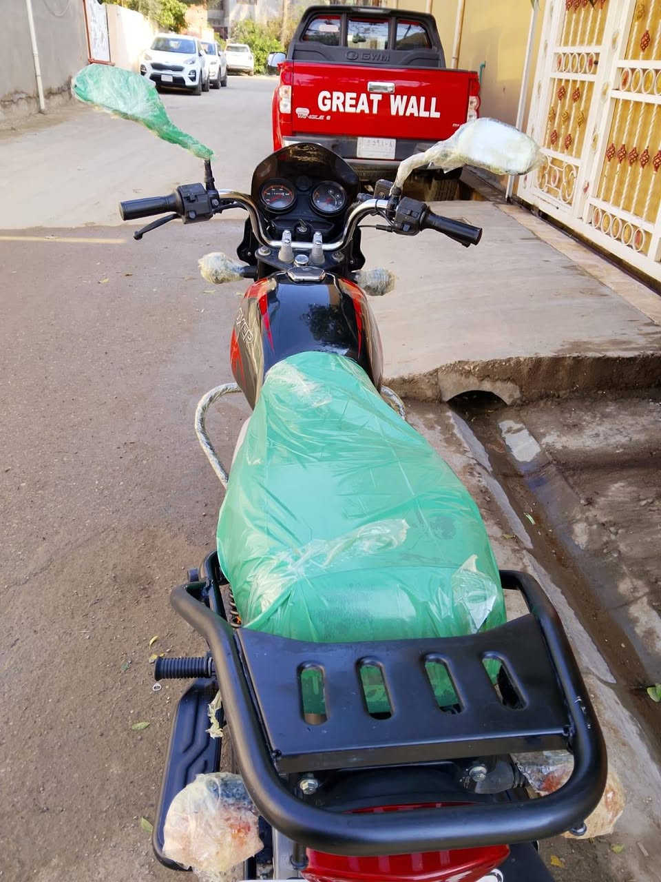 سلام عليكم دراجه بوكسر جبلي  موديل ٢١  نضافه ٢٣ مرقم سنويه لوحه ديالئ دراجه مكفوله كفاله عامه مابي اي نقص جديده بمعنئ الكلمه تريد تحويل بنفس اليوم احولك الشراي يتصل *********** مكاني ديالئ بعقوبه
