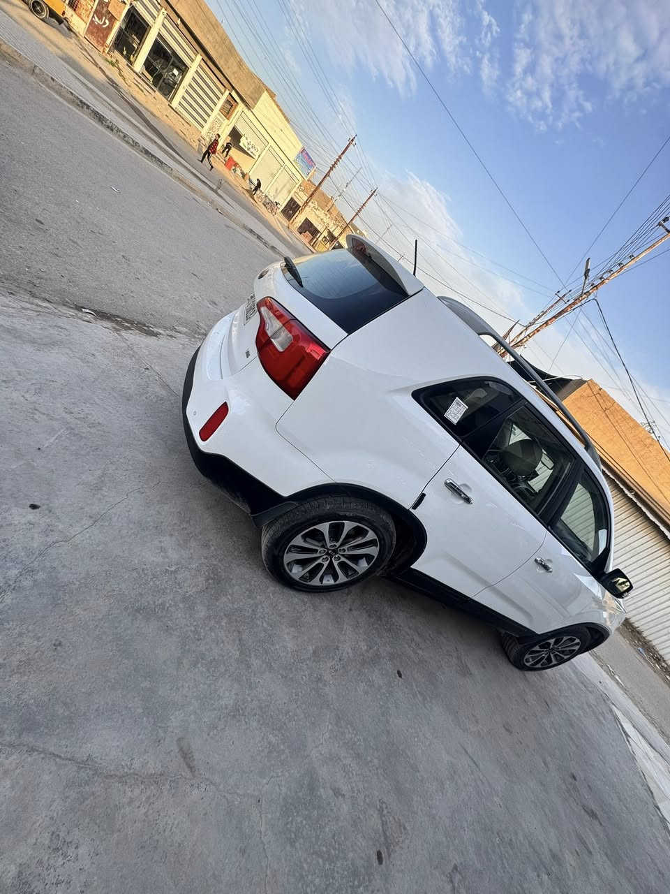 السلام عليكم. 
سورنتو خليجي موديل 2013 شكل ال2015 مكفوله كفاله عامه من كلشي رقم سليمانيه بسمي استخدام شخصي ماشيه 164 km مكانه ابو غريب السعر  195 
الاتصال 
***********محمد 
***********احمد
