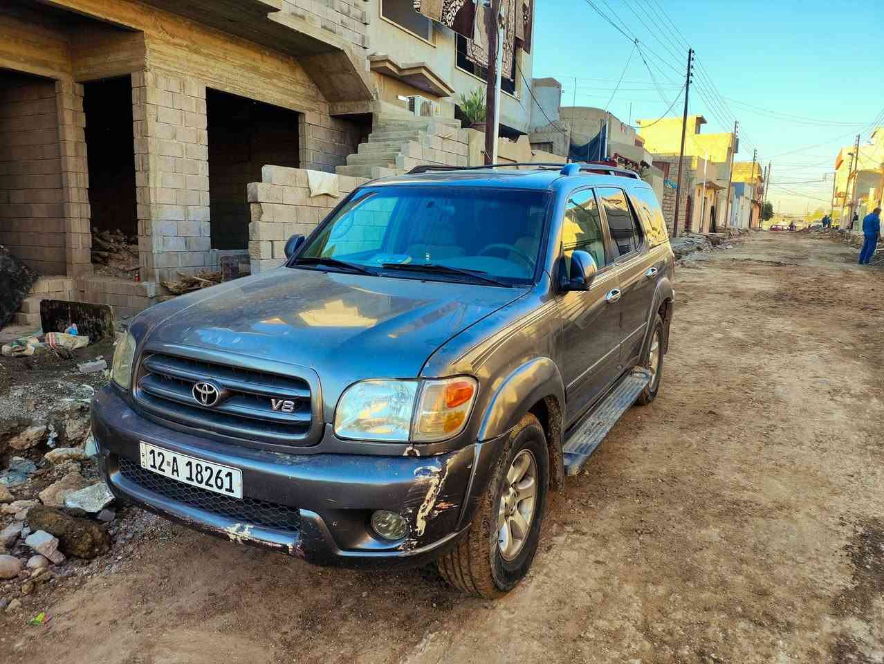 تيوتا سيكويا 2004 
وراد امريكي 
مكينه 8_ 4/7 تدبل سوبر 
موافات. SR5
ماشيه 200الف
رقم انكليزي جديد 
شرط التحويل 
ثلث قطع صبغ 
السعر 110
تواصل 
***********
‏‪***********‬‏
