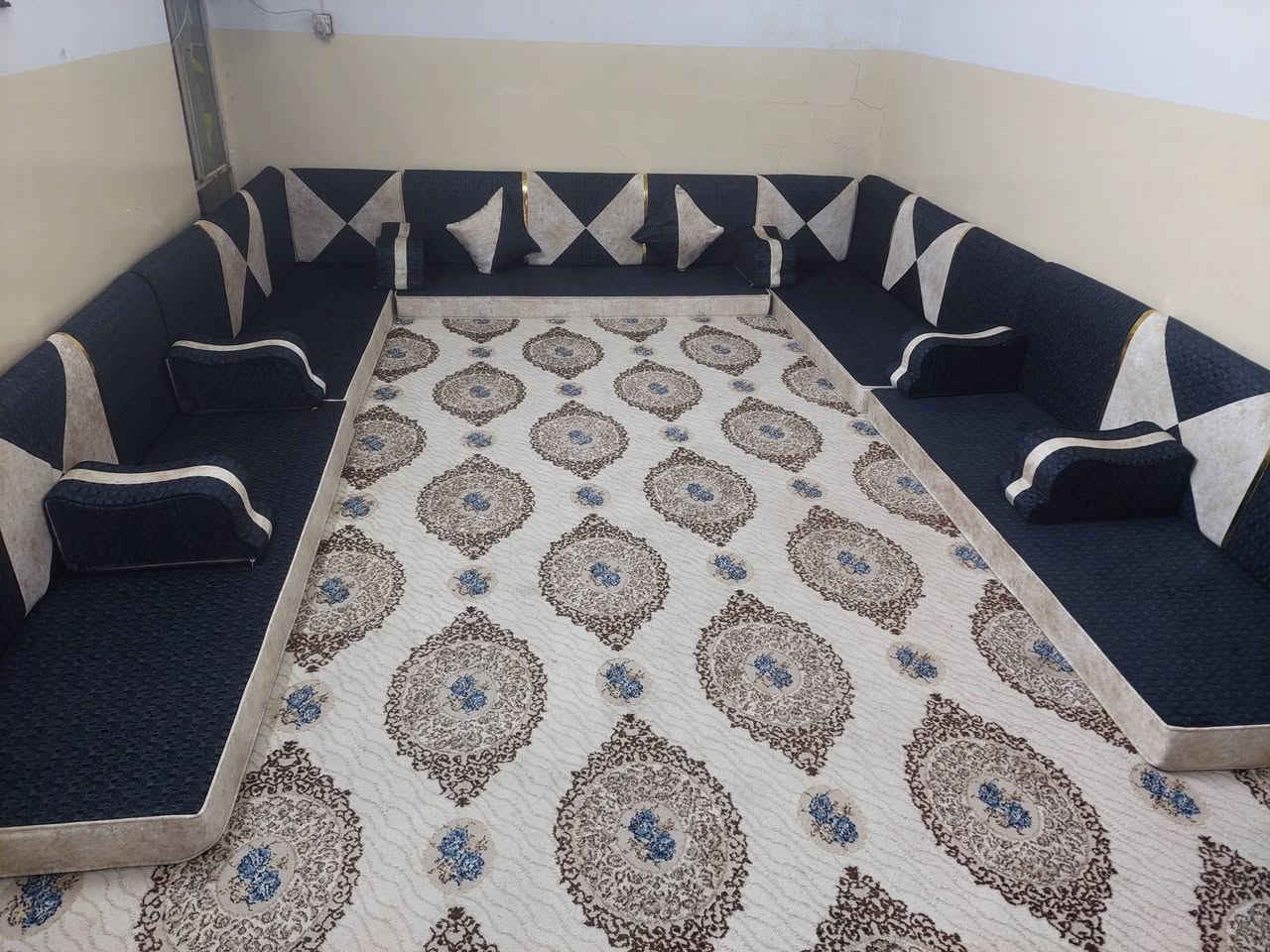 مد.عربي جديد غير مستعمل اسفنج ضغط ١٢ سم في اربيل للبيع تواصل واتس او خاص ***********
