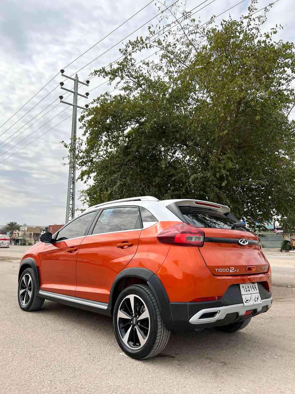 سيارة تيكو 2 برو
موديل 21 لونين مشمشي - ابيض 
مكفولة ( كير - محرك ) شرط 
تبريد  ثلاجة 
السيارة ماشية 73 الف 
فتحة 
مثبت سرعة 
شاشة بلادية كار بلي + كاميرا دوارة 
دواخل جلد لونين 
حساسات خلفية 
اشاير بالمري 
وباقي المواصفات معروفة 

السيارة بيها حادث بسيط قبق جنطة نفس الدعامية الاصلية  وبيها بارد يم هلال الجاملغ عكس السايق والصور كدامكم 

بسسعر 85 وبيها مجال بسيط 🩵

رقم اربيل / تريد تحويل - وكالة 
عنواني النجف الاشرف 
***********
