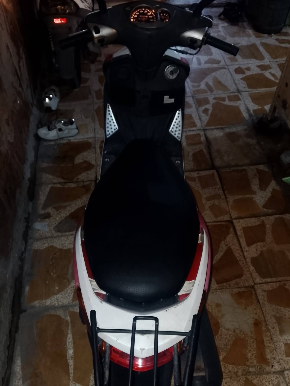 سلام عليكم سكنس البيع ٦٠٠وببه مجال مكاني بغداد مدينت صدر قطاع ٣٩دراجه بالجيس بالواقع احله ***********
