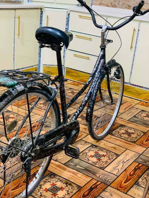 السلام عليكم
بايسكل حلو موشام بناتي حجم 26موديل 2024 بي بنجر الورا بيعلك هل موجود125 الف وبيه مجال حق جيه مكان كربلاء العطيشي ***********
