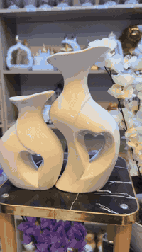 سيت فازه قطعتين عرض عليها بلاش ب3 الاف   بس يم علي ممي للانتيكا رقم الحجز واتس ***********
