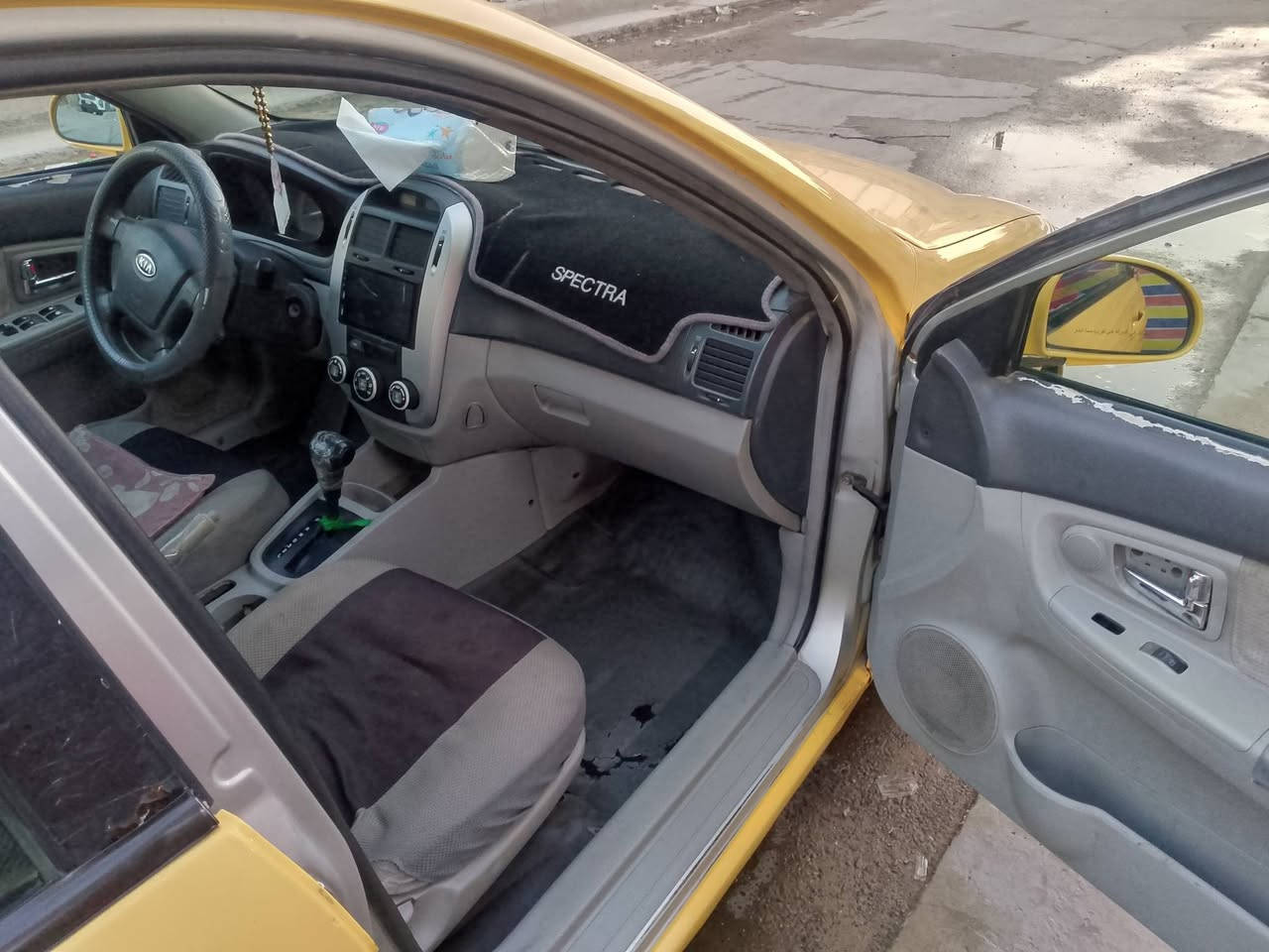 سلام عليكم عند سياره كيه سبكتره موديل2007مكينه 2000 سعر65 وبيه مجال بسيط عنواني بغداد مدينه صدر وهذا رقمي *********** مريكي حادثه بتكمه مال سائق كلش بسيط كير مكينه تبريد خير من الله
