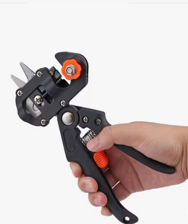 مقص تطعيم الأشجار الاحترافي
أداة "2 في 1" مصممة لتسهيل عملية تطعيم النباتات وتقليمها بدقة عالية لضمان نجاح الالتحام بين "الأصل" و"الطعم"
يقوم بعمل شقوق متطابقة (على شكل حرف V أو U أو Ω) في كل من الغصن المراد تطعيمه والأصل، مما يضمن تطابقاً تاماً للأنسجة
📍 السعر 15 الف


**إذا كنت صاحب هذا الإعلان وتريد حذفه لأي سبب، رجاءا أرسل رسالة إلى الدعم الفني**