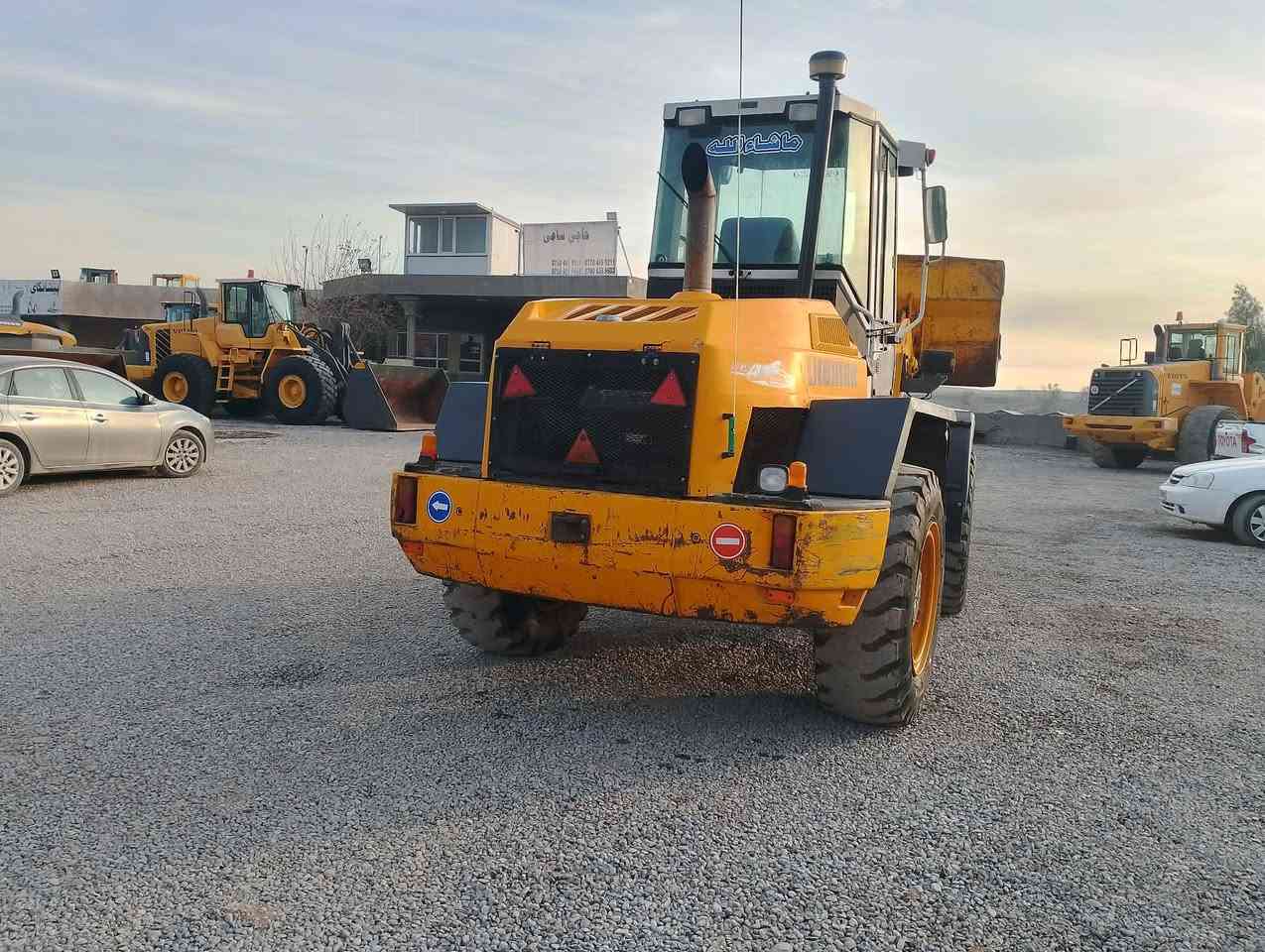 شؤفار ليپير بؤ فرؤشتن للبيع رقمو سناويه زؤر خوينه همو گيني بشرته رقم تليفون ***********
