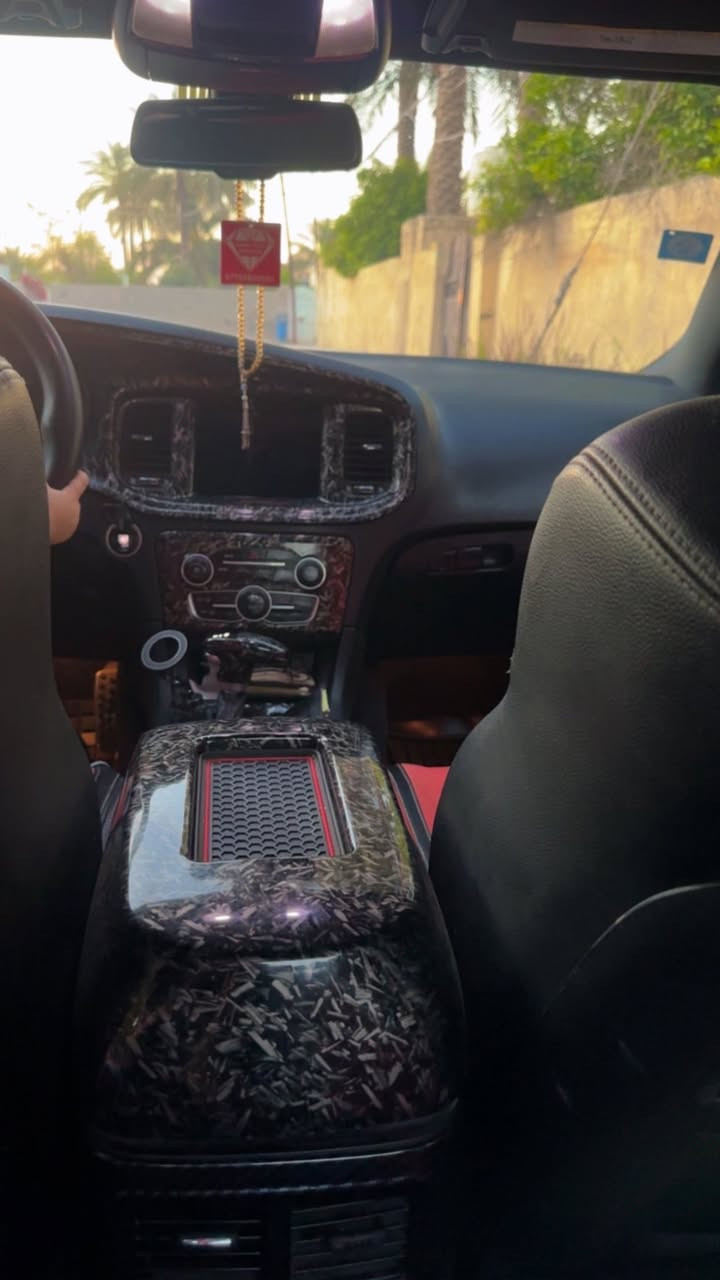 جارجر ٢٠١٩ RT 5700
ماشيه ٨٢  رقمها بغداد 

كشنات حضن شفتات  ستيرن

الغرفه جديده 

صدر امامي خلفي جديد 

تخم تاير +ويل جديد 

بلكات نوزلات جديد 

منطومه زنون 

السياره حادثها جاملغ ايمن 

دواخل مابيها 

فقط بيها تعديل ( خشم الشاصي يعني لا لحيم ولا كص بالشاصي فقطططط ارجع واكول خشم الشاصي الي هوه يحمل البراكيت والدعاميه وبيها ٣ قطع بارد وتكحيل  

مكاني بغداد المرخ
١٨٠ وبيها مجال بسيط جداً حك الجيه 

***********
