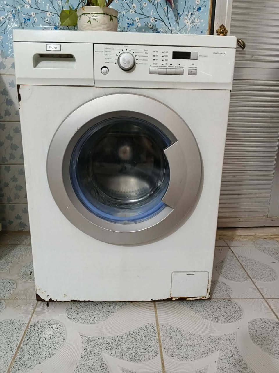 يالله يارزق غساله اوتماتيك شرط الشغال بس شويه مزنجر من جوة سعر 90 قفل عنوانه اسرة مفقودين 
شري تفضل خاص


**إذا كنت صاحب هذا الإعلان وتريد حذفه لأي سبب، رجاءا أرسل رسالة إلى الدعم الفني**