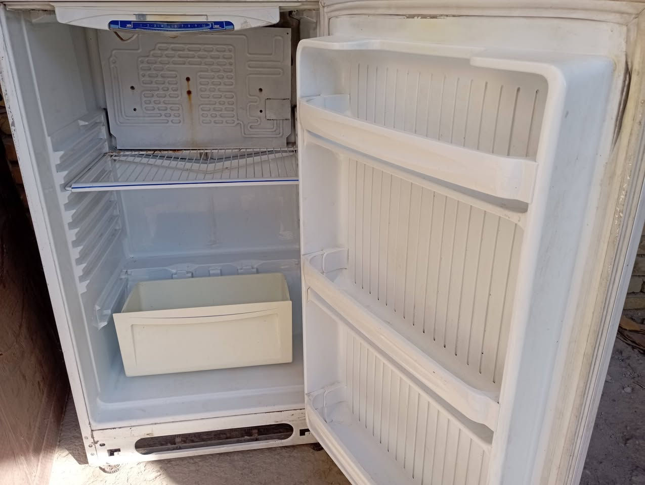 ثلاجه للبيع بيه عطل ثقب بلفريز  وكسر حديده الي بالباب يحتاج تبديل سعر 35 وبيه مجال


**إذا كنت صاحب هذا الإعلان وتريد حذفه لأي سبب، رجاءا أرسل رسالة إلى الدعم الفني**