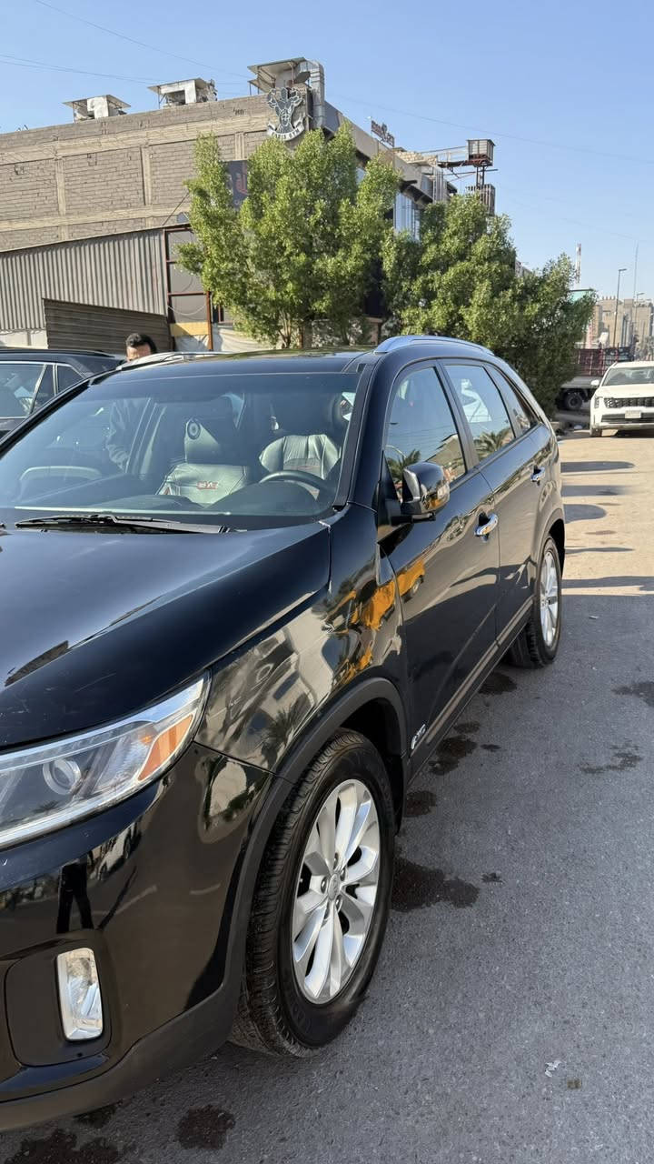 السلام عليكم
سورنتو موديل 2014 للبيع
وارد امريكي
ماشيه 112 الف 
حادثهه بچم مواصل لشواصي
السياره فول 1/1 بصمه حساسات 
كشن كهربائي تدفئة تبريد
بنوراما
العنوان بغداد جميله الاولى
السعر 150 بيها مجال بسيط
***********
