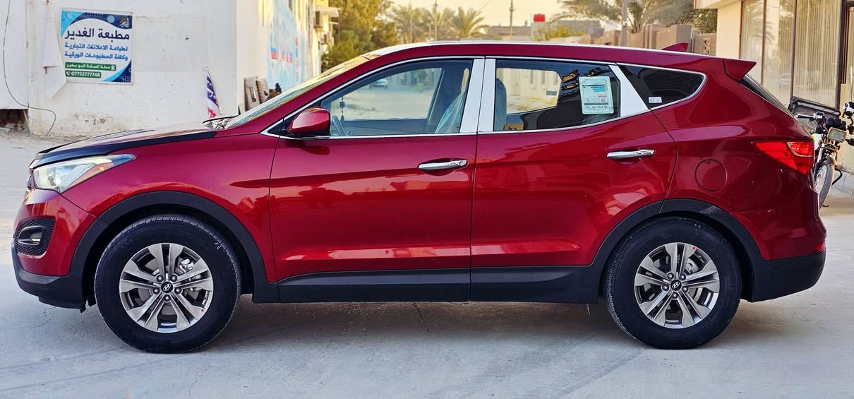 السلام عليكم 
للبيع سنتافي 2016 سبورت وارد امريكي كلين بدون حادث لسونار مرفق بلمنشور
رقم اربيل رقم الاماني سنويه نافذه 
موصفات السياره
ارباكات سليمه 
محرك 2400GDI مكفول 
كير اوتو عادي 6نمر 
داخل بيجي لونين 
تحكم استيرن جهتين 
3انضمت قياده 
1سبورت رياضي 
2نورمال عادي 
3ايكو مكثف بانزين 
منضومات زنون 
شاشه تاب 
كامره دواره 
حساسات خلفيه 
ويل كب اكروم
ليدات نيكل
مثبت سرعه 
مانع انزلاق 
اتركشن
انحدار جبلي 
هيترات مري+ستيرن
وباقي الموصفات معروفه
تخم تاير جديد 
حداديه اماميه خلفيه جديد 
منضومت احتراق جديد 
السياره مال جناي مناقصه اي شي 
مكان السياره بابل 
السعر 148
***********
***********
