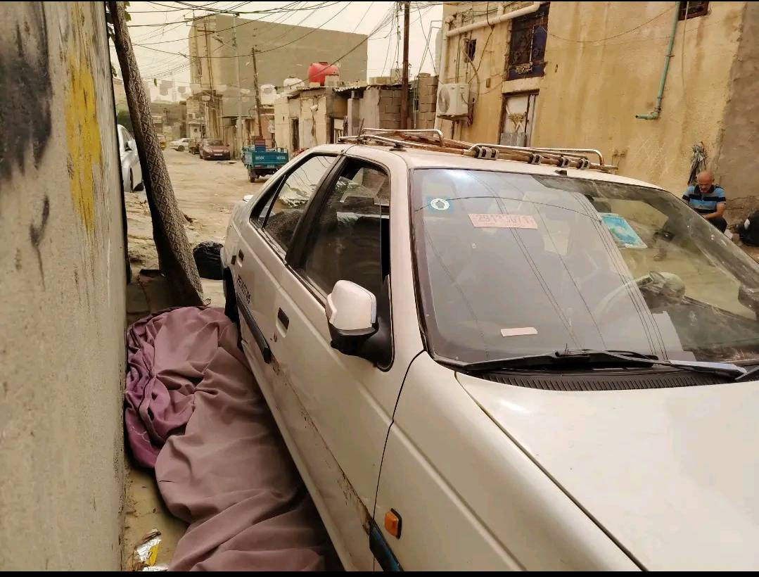السلام عليكم 405 للبيع جاهزه من كل شيء سياره جير مكينه كفاله تبريد شغال رقم انجليزي سياره بصره***********
