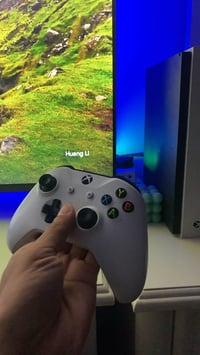 اكس بوكس ون اس • نص تيرا • ٣ جوستكات