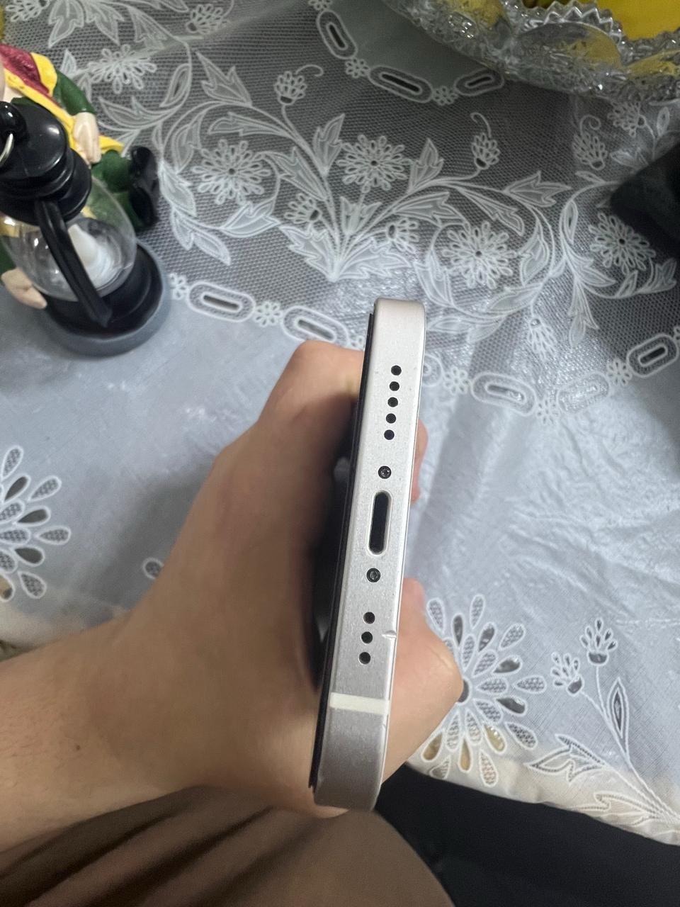 اربيل حي العدالا /////// ايفون ١٢ عادي ما امبدل غير شاشا او بطاريه شاشا ٣ اختيار اصلي كامره من حدثت صارت موثق من شركه بطاريه اصليه 