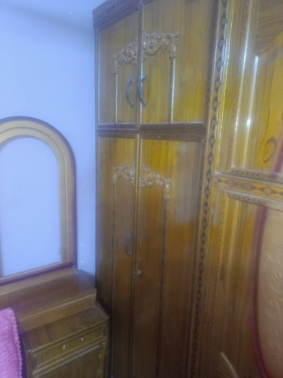 غرفه عراقيه سوكيه لبيع لغرض السفر
التواصل عل الواتساب ***********
رايدها ٦٠٠الف وبيه مجال
