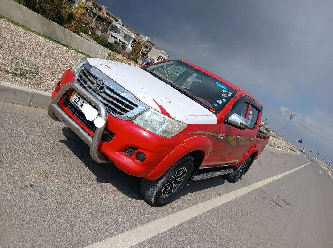 مەرزیە 2010 سعودی پارچە رەش بۆدی بیلاد بێ سبوغ پێشی کرایتە 2015 گێرو مەکینەیو بەناوکردن بەشەرتە نویچەوانی سەقفەکەی کەمێک سبوغە *********** أربيل, العراق
