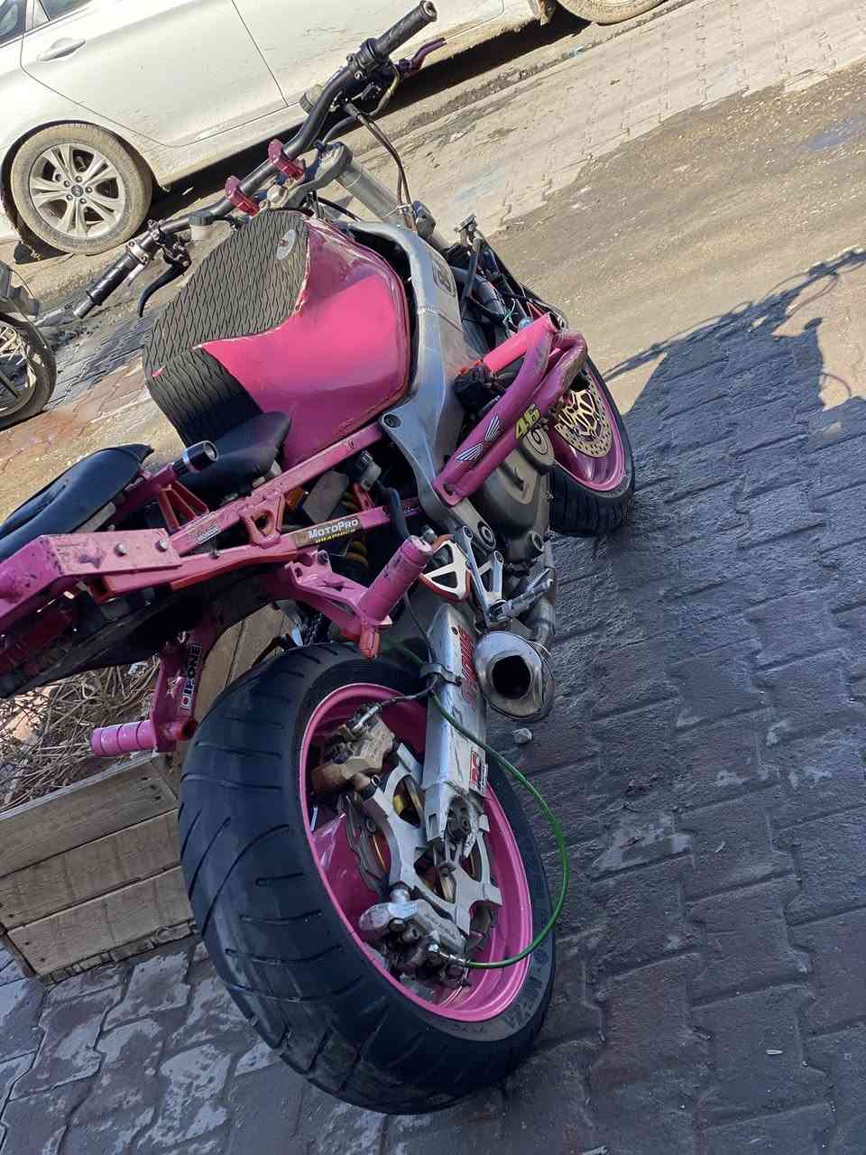 سلام عليكم شباب f4i مال لعب مكينه 600 صدر عكس مال جكسر الدراجه مكينتهه مكفوله برغي ممفتوح بيهه كامله مكمله مَـ𝐰ℎ𝗼ـن كلشي لل استفسار ***********
بغداد  السعر 19 وبيهه مجال جماعت ال 17 لحد يوصل ا
