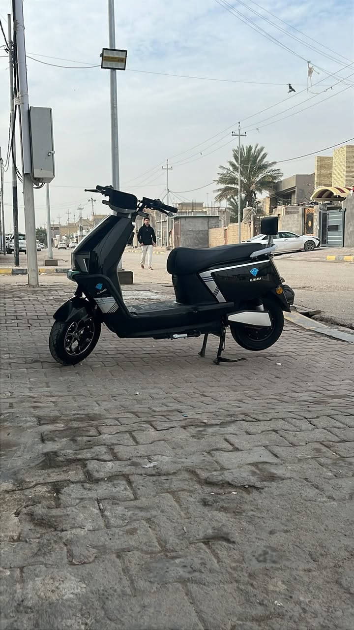 السلام عليكم شباب دراجه شحن للبيع السعر700 وبيهه مجال الاستفسار ع هذا الرقم ***********
