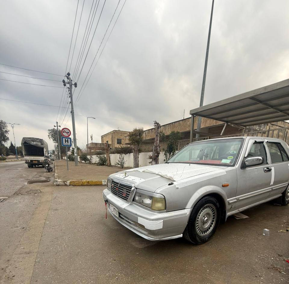 سدریک ٢٠٠١ 
ئاڕمی سلێمانی
گێڕ عادیەو گێڕو مەکینەی بەشەرت مەکینەی تازەیە دەعم و لێدراوی نیە پێش و پشتی کەپسە تەبرید ساردوگەرم  وشاشە ئایپادە جام کارەبایە بۆیاخی نیە . 
شوێن قەزای دوکان
سعری ٤٢ وەرەقەی معامەلە .گۆڕینەوەش ئەکەم 
*********** دخان, السليمانية
