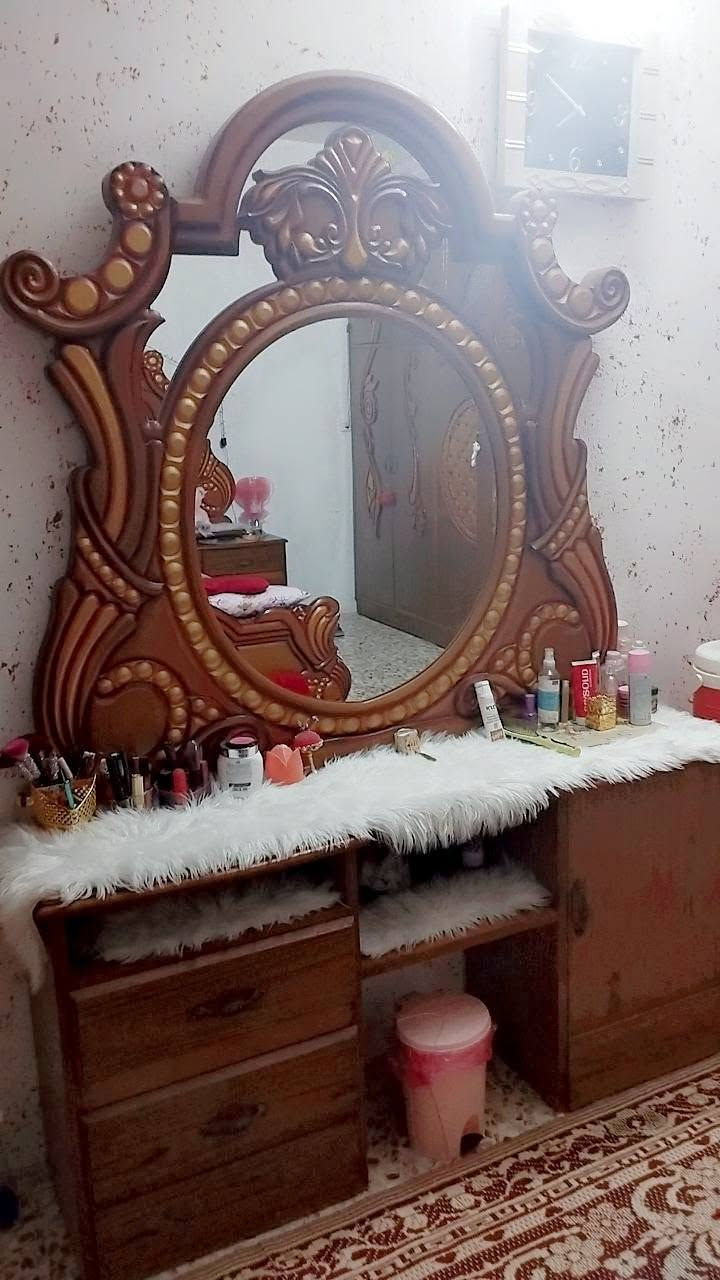 غرفه صاج عراقي أصلي سعر 475 وبيه مجال غرفه نظيفه مثل ما بلصوره وما بيه اي ضرر مكان بغداد الزعفرانية *********** هذا رقم بي وتساب الشراي يراسلني
