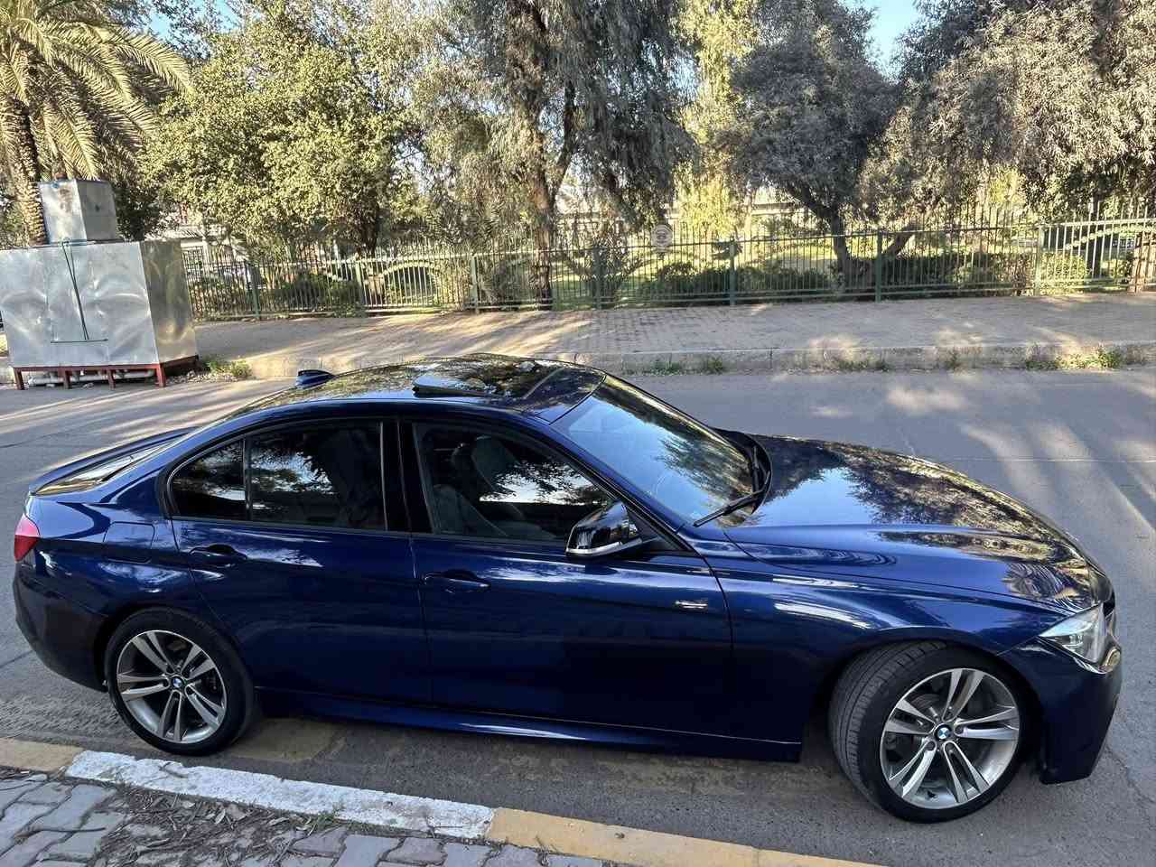 Bmw 330i xdrive 2.0 للبيع
ماشية 121 الف كيلو 
السيارة جاهز من كلشي 
السعر ١٥٨ $ 
التواصل خاص او واتس ***********
