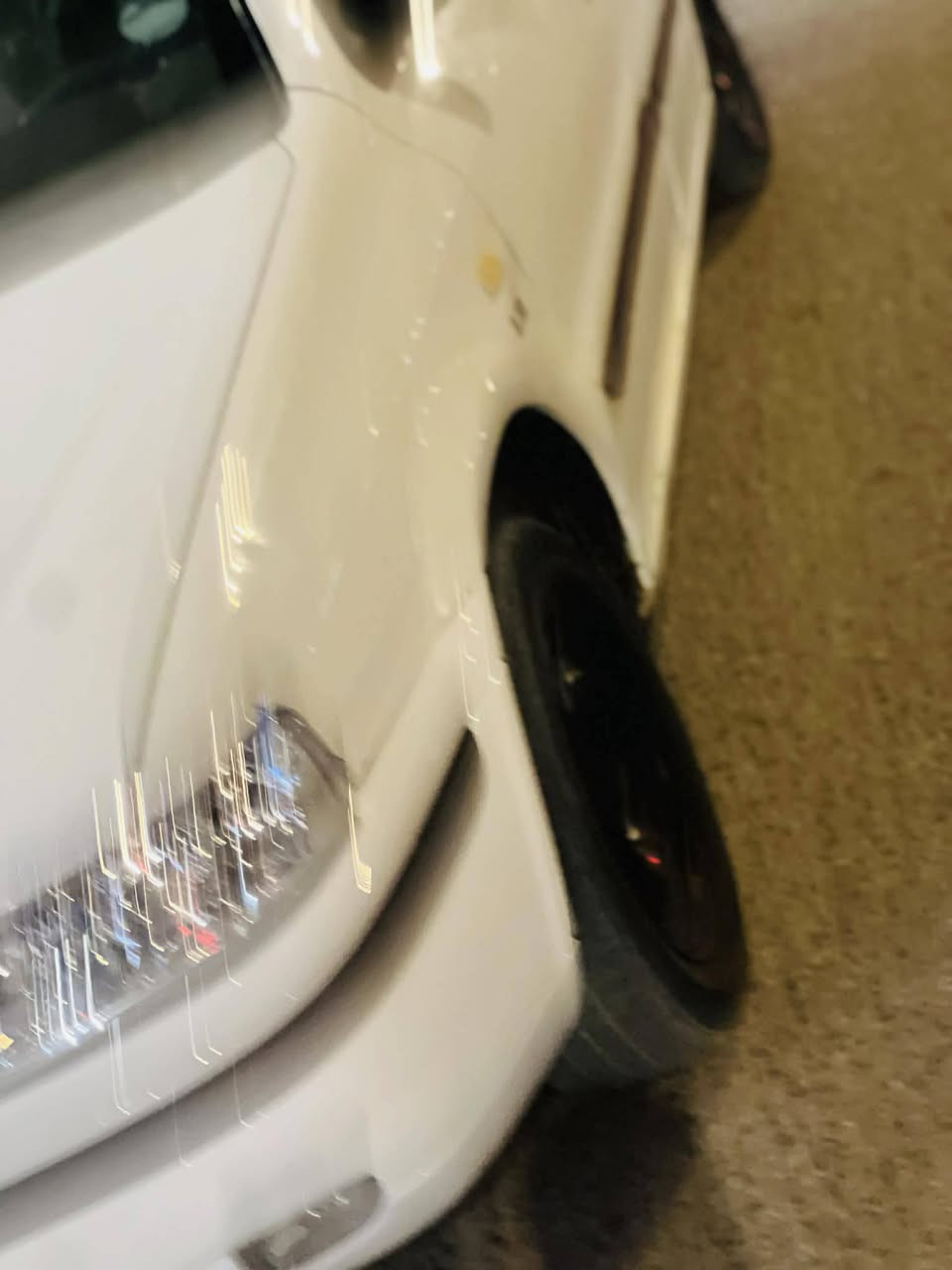 سمند موديل 11 بيه بنيد مبدل مال شركة وبيه بارد بالجاملغ الايمن وباب الايسر الوره رقم انكليزي كربلاء كير مكينه تبريد حداديه كله شغل راعيه بالنجف يريد مداور سياره موجوده بالنجف السعر 42وبيه مجال للاستفسار اتصال على الرقم ***********
