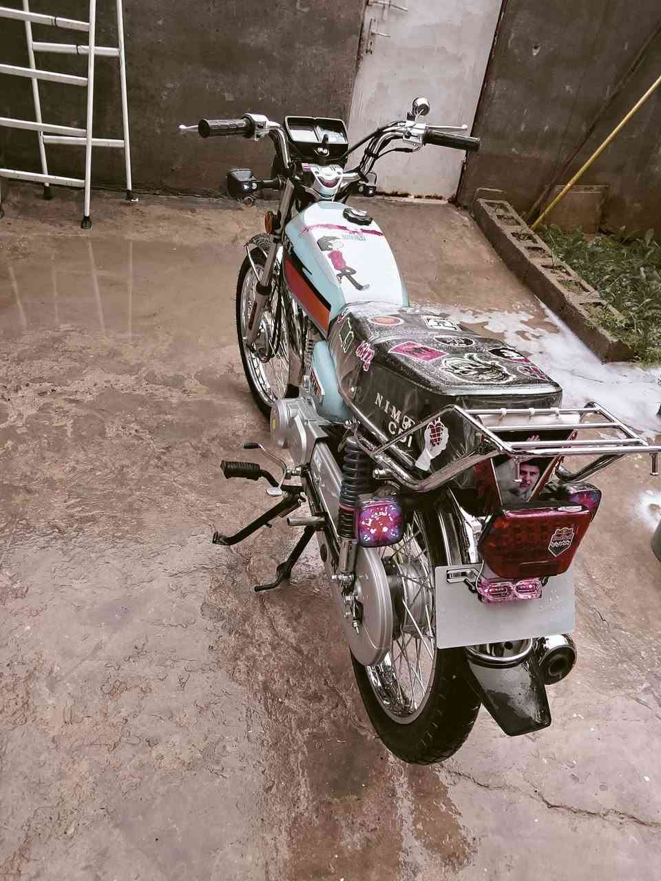 سلام عليكم عدي دراجه نامه للبيع اوراق أصولي 6 ورقات مكاني ديالئ لخالص هاذه لرقم بي واتساب سعر 700وبيه مجال ***********
